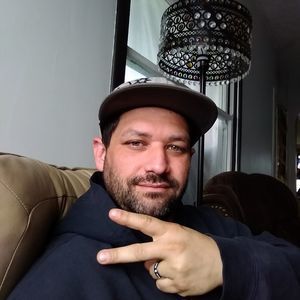 Meet your Posher, Jason